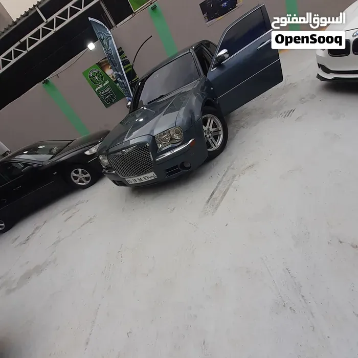 Chrysler 300 2005 photo 3