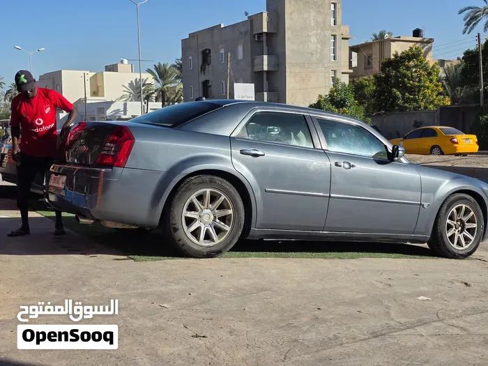 Chrysler 300 2005 photo 5