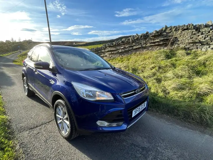 Ford Kuga 2015 photo 3