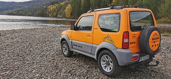 Suzuki Jimny 2010 photo 2