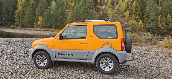 Suzuki Jimny 2010 photo 3