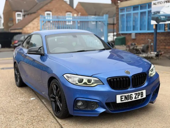 BMW 2 Series 2016 photo 2