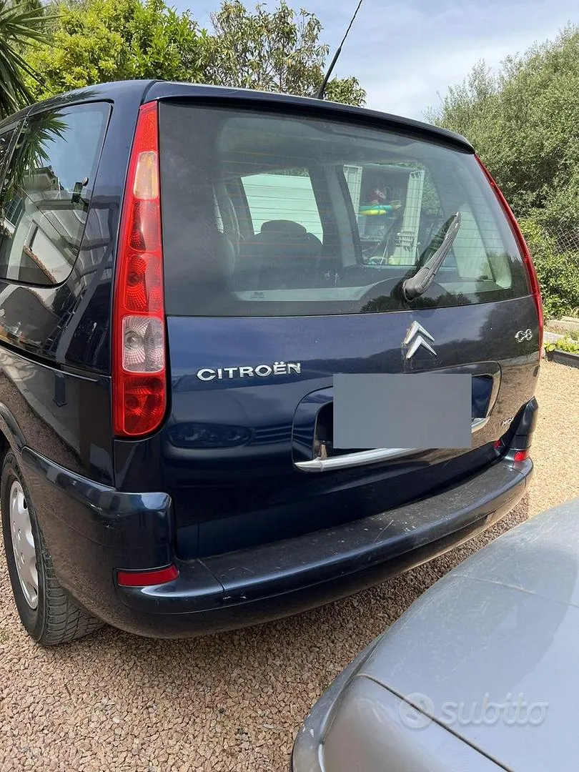 Citroen C8 2004 photo 2