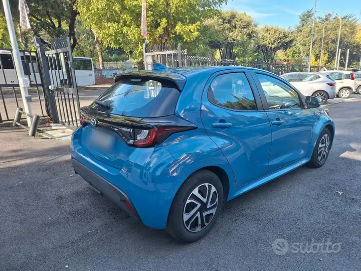 Toyota Yaris 2022 photo 4