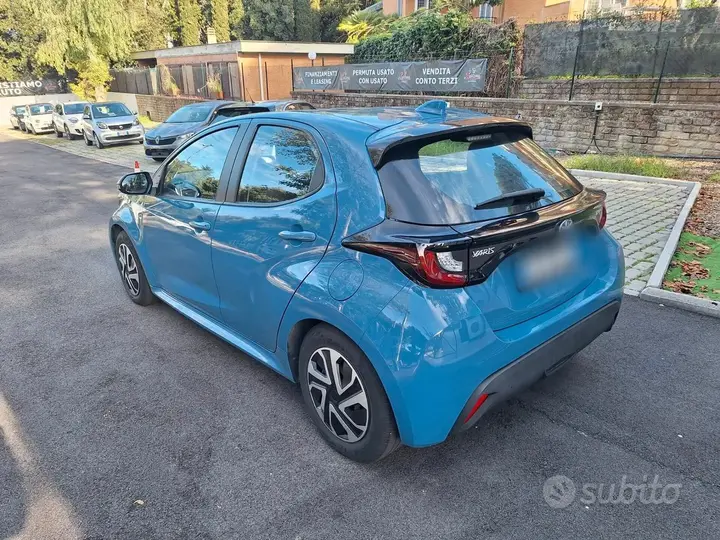 Toyota Yaris 2022 photo 3