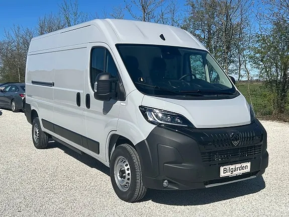 Peugeot E-Boxer 440