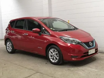 Nissan Note 2018 photo 2