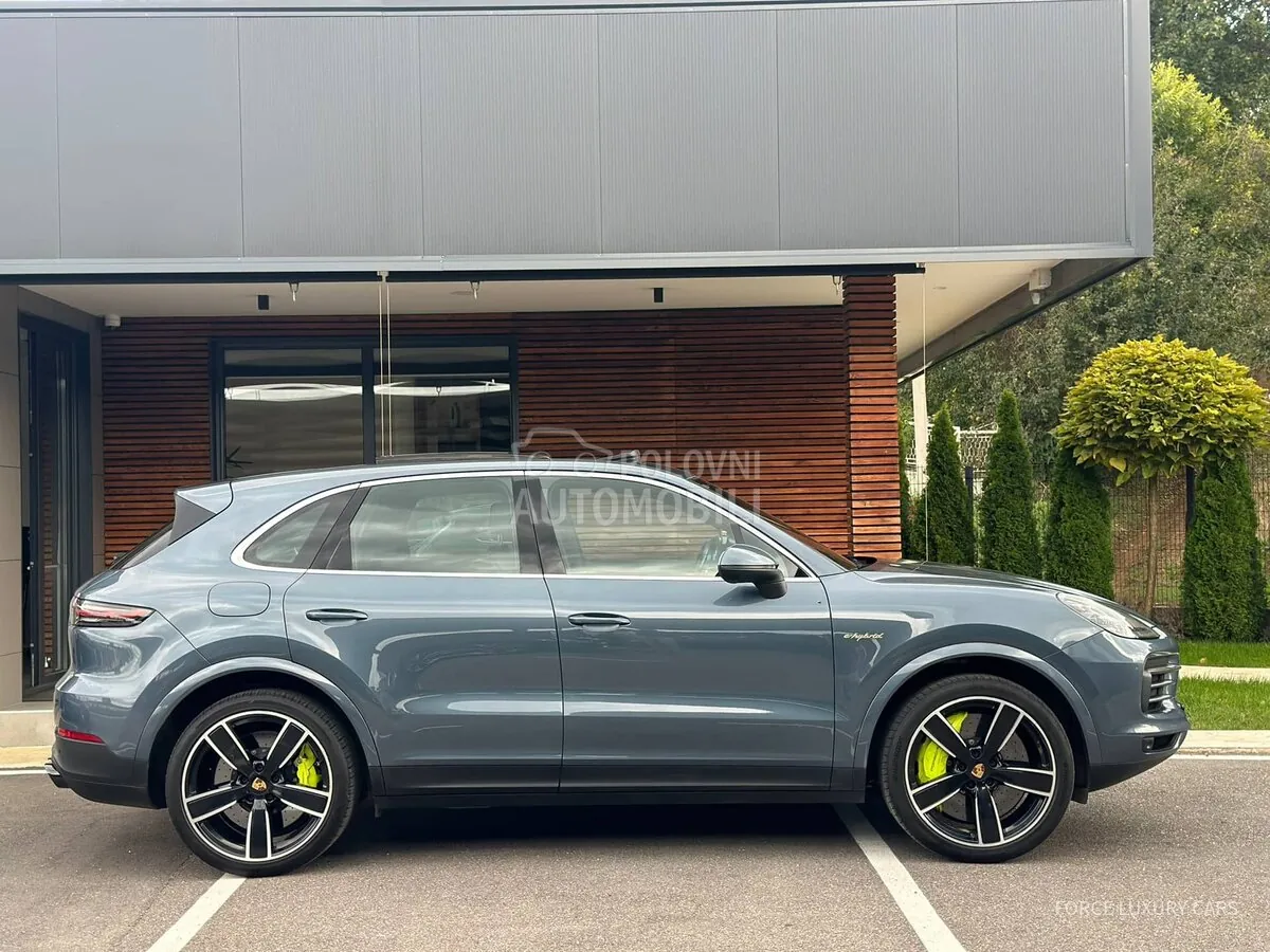 Porsche Cayenne 2020 photo 2
