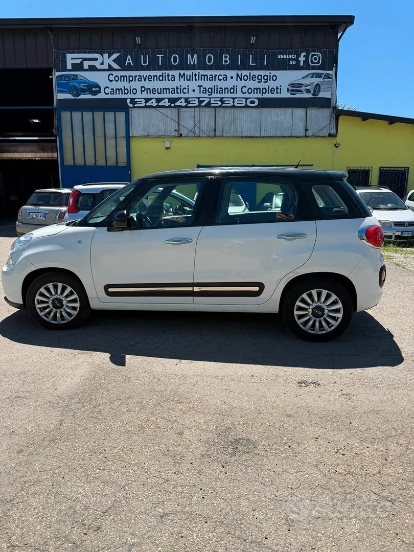 Fiat 500L 2013 photo 2