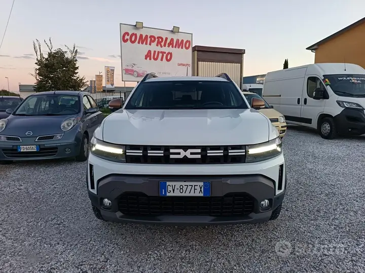 Dacia Duster 2024 photo 2