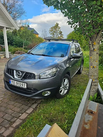 Nissan Qashqai 2012 photo 2