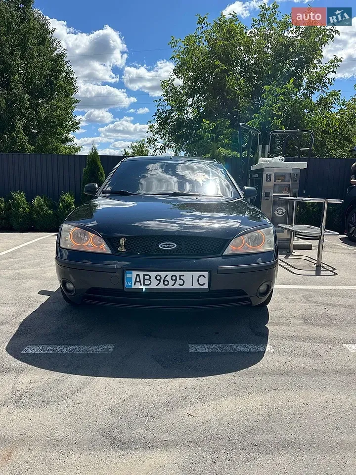 Ford Mondeo 2002 photo 4