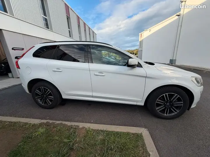 Volvo Xc60 2016 photo 5