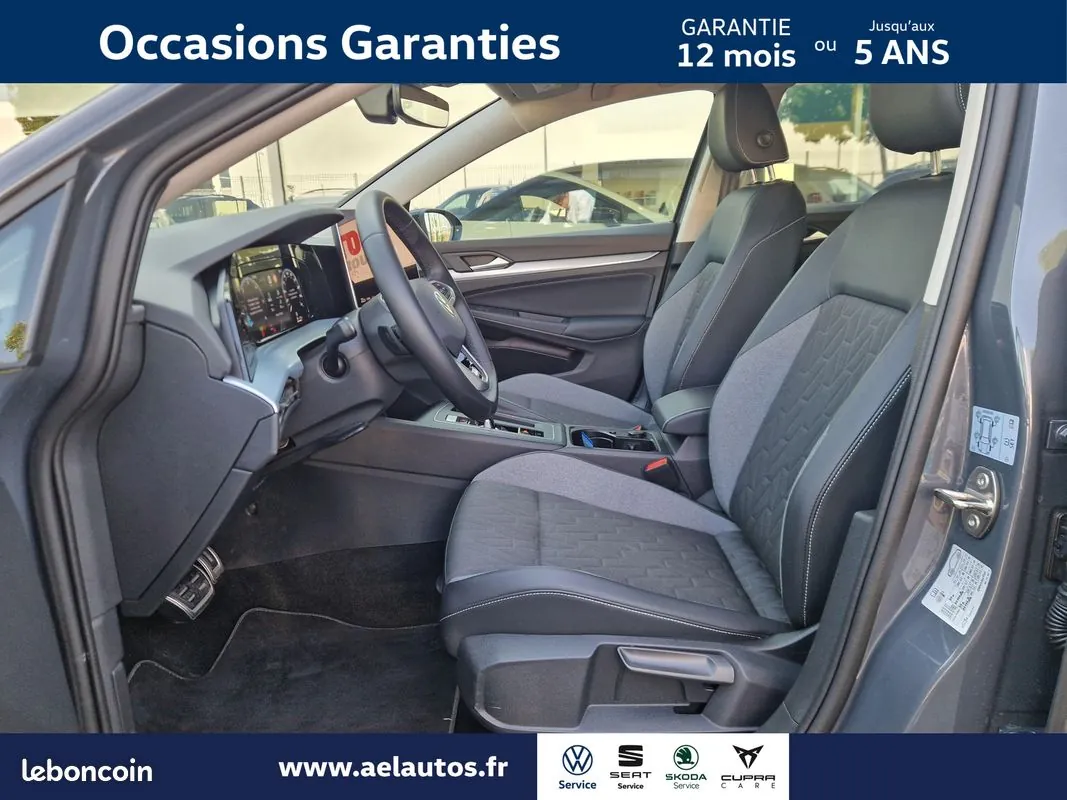 Volkswagen Golf 2025 photo 5