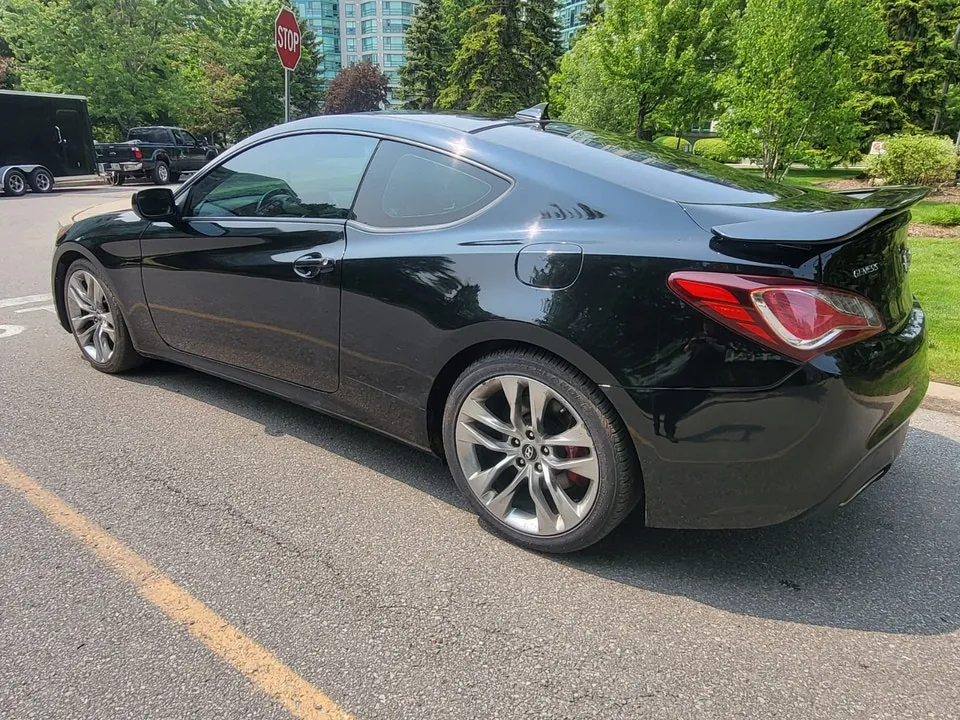 Hyundai Genesis Coupe 2016 photo 2