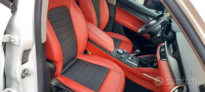 Alfa Romeo Stelvio 2018 photo 2