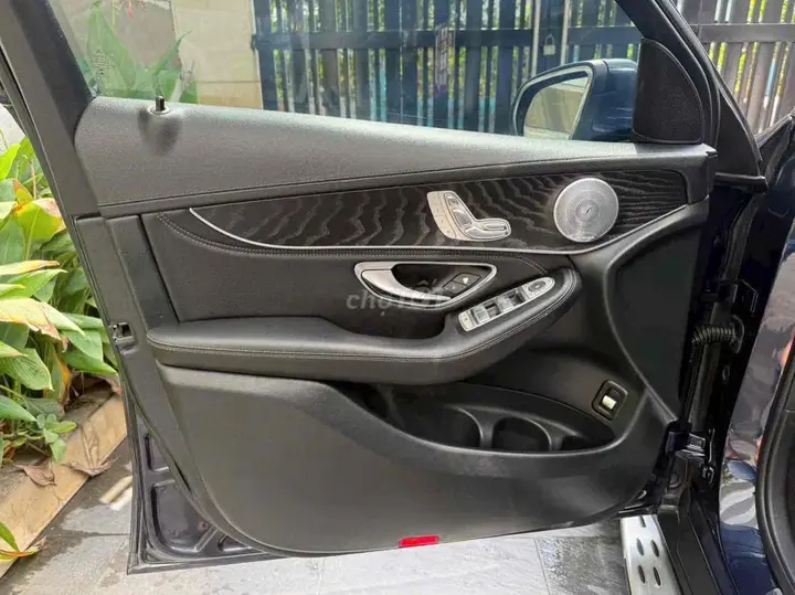 Mercedes-Benz Glc 2016 photo 4