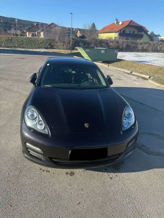 Porsche Panamera 2012 photo 3