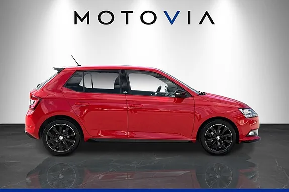 Skoda Fabia 2021 photo 2