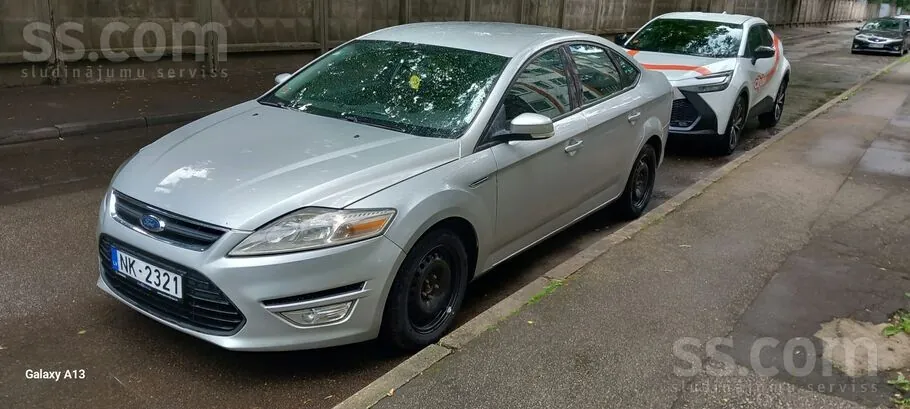 Ford Mondeo 2013 photo 2