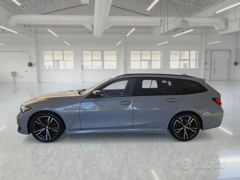 BMW 3 Series 2023 photo 5