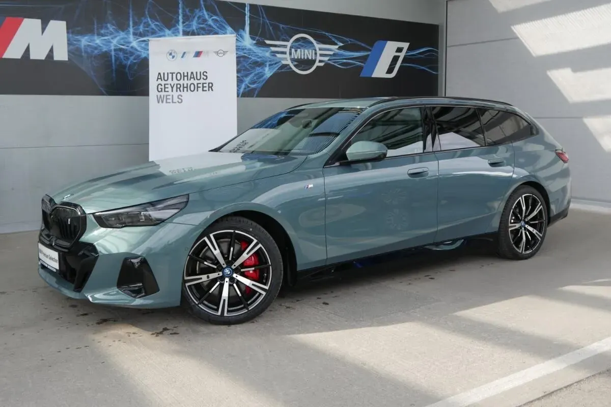 BMW I5 2025 photo 3