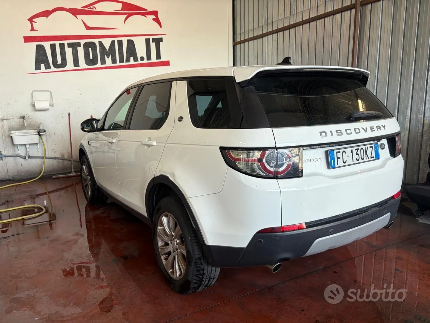 Land Rover Discovery Sport 2018 photo 3