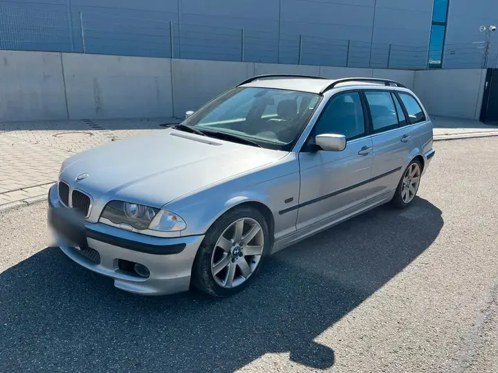 BMW 330I Touring