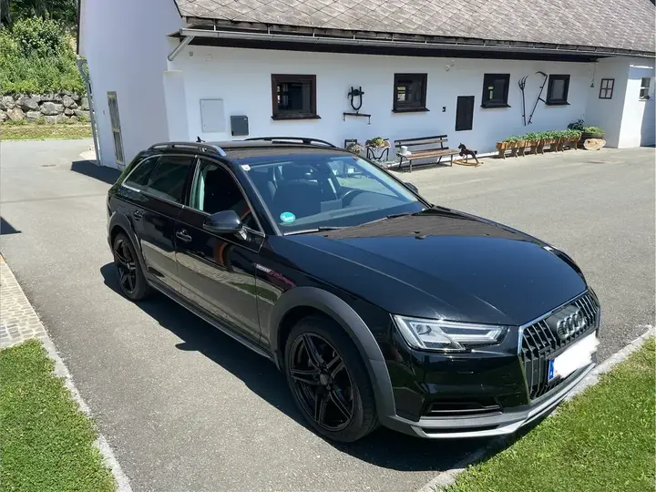 Audi A4 Allroad 2017 photo 2