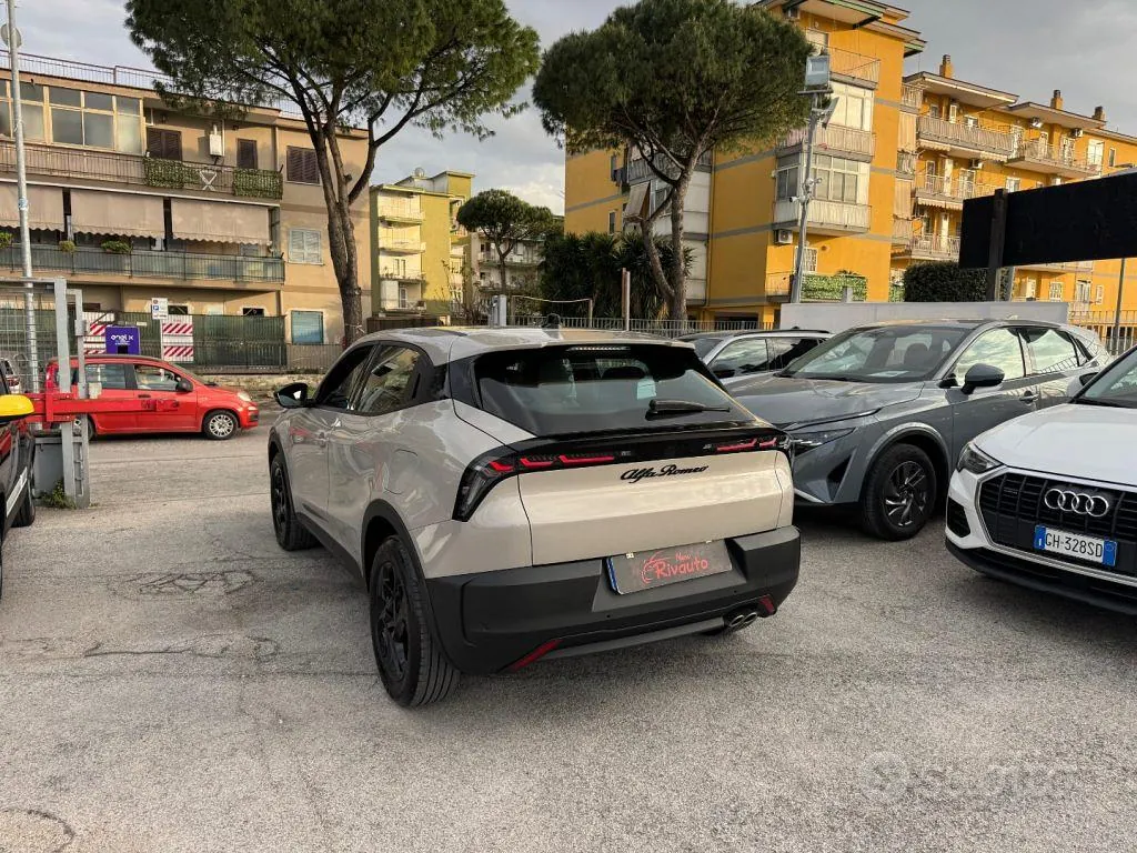 Alfa Romeo Junior 2025 photo 5