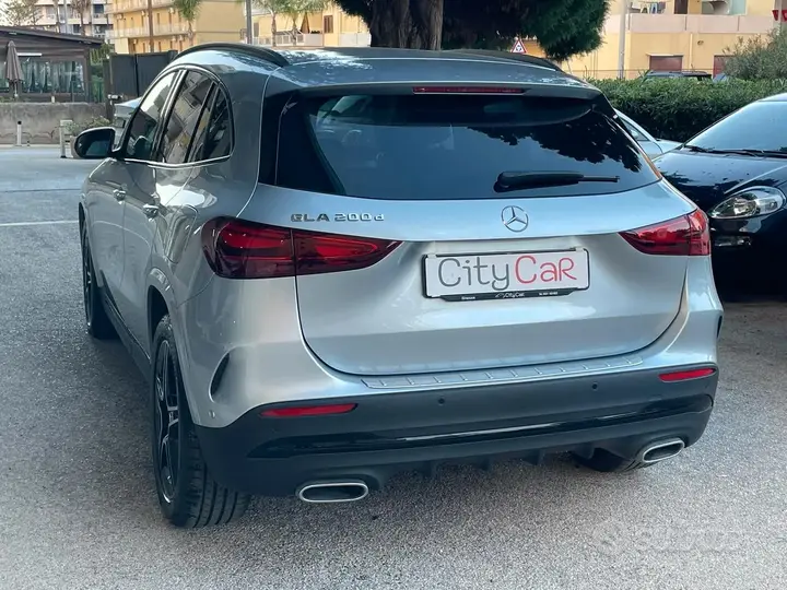 Mercedes-Benz Gla 2024 photo 3
