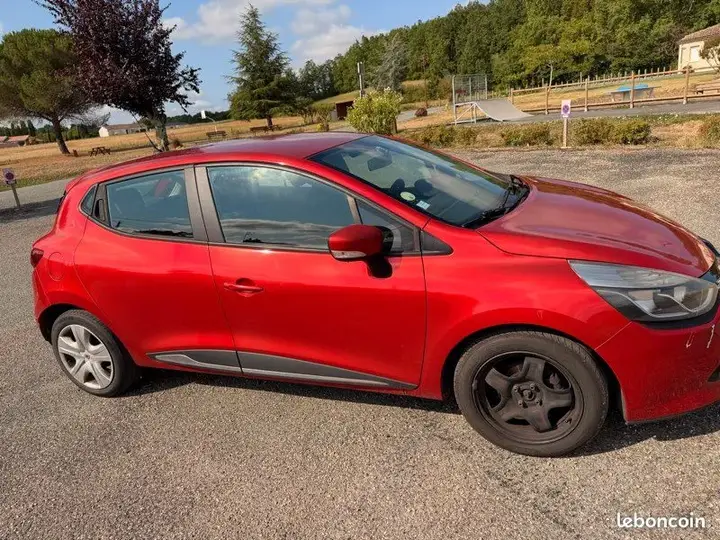 Renault Clio 2013 photo 3