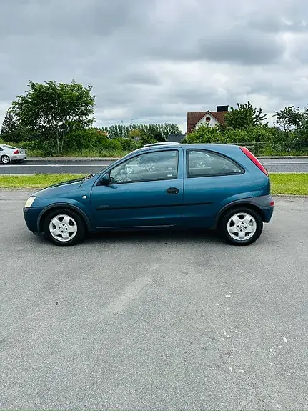 Opel Corsa 2001 photo 2