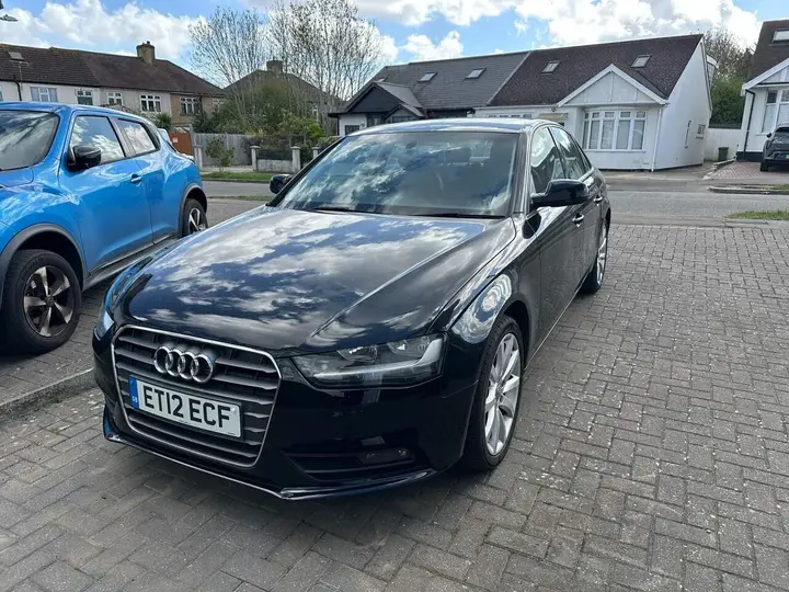 Audi A4 2012 photo 3