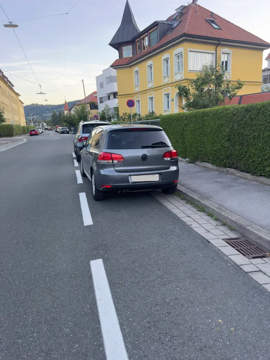 Volkswagen Golf 2009 photo 3