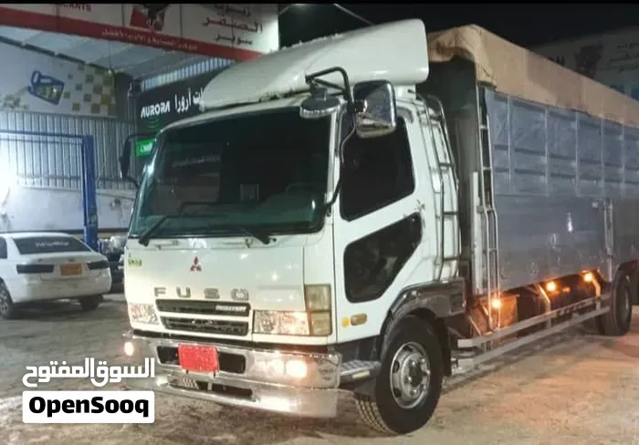 Mitsubishi Canter 2004 photo 5