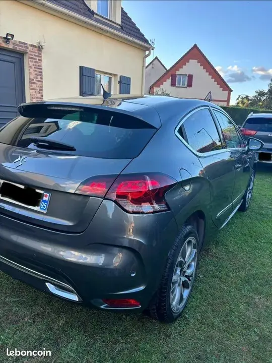 Citroen Ds4 2013 photo 2