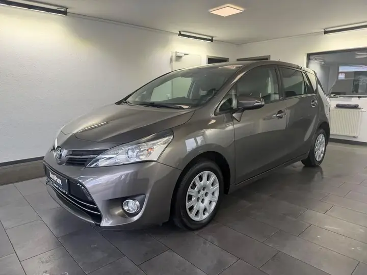 Toyota Verso