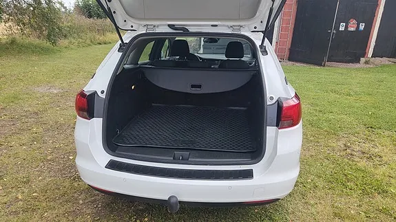 Opel Astra 2016 photo 2