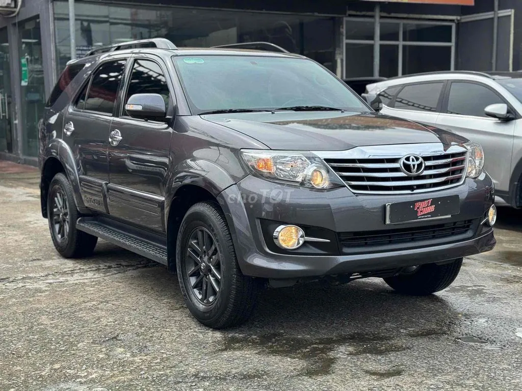 Toyota Fortuner 2016 photo 2