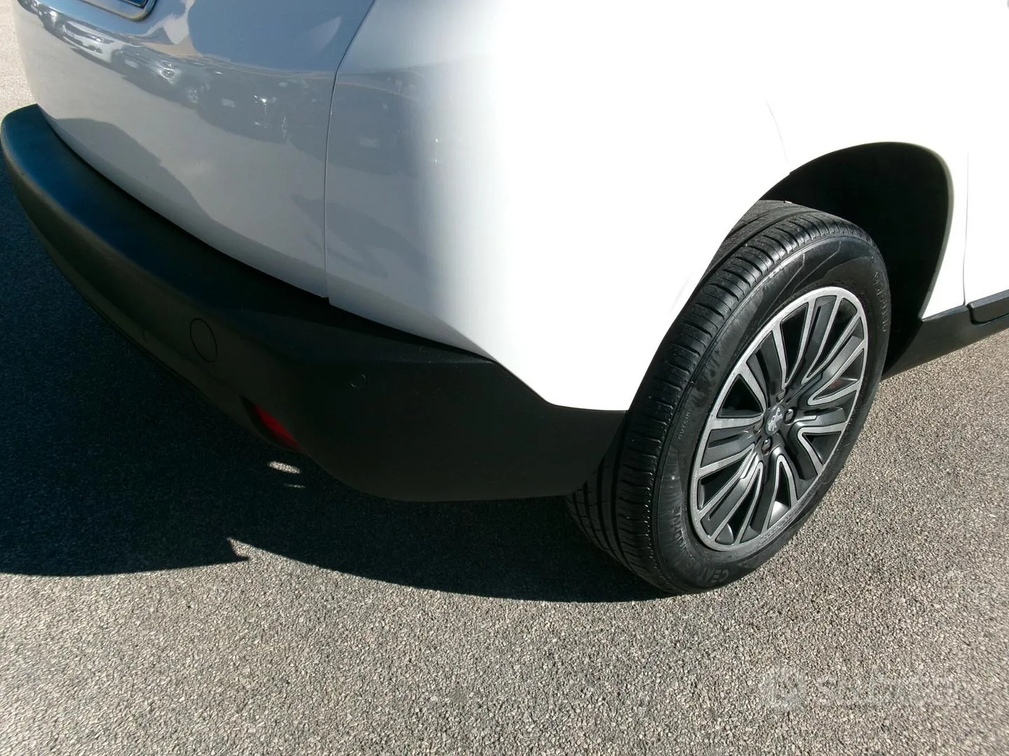 Peugeot 2008 2017 photo 4