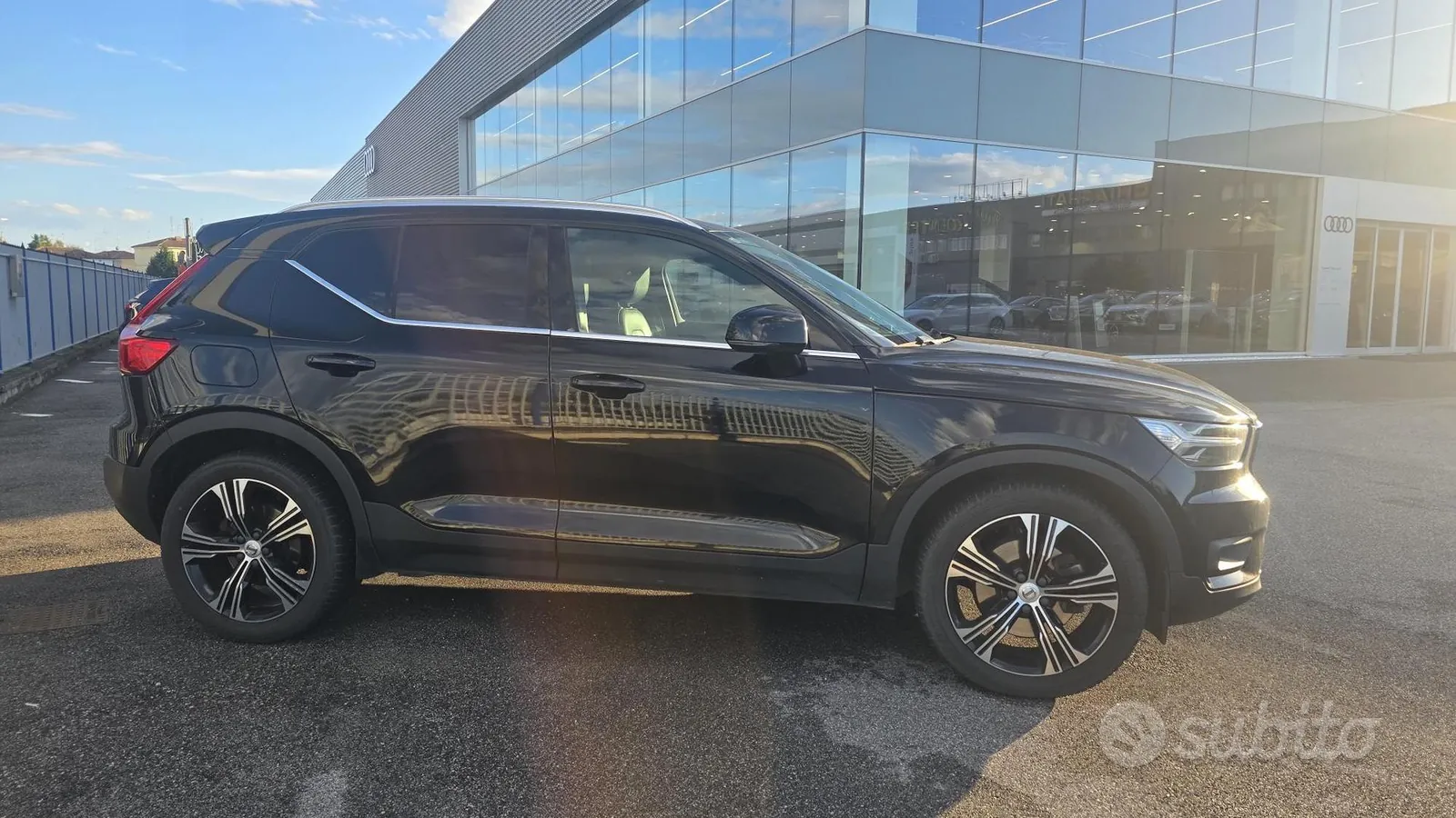 Volvo Xc40 2018 photo 2