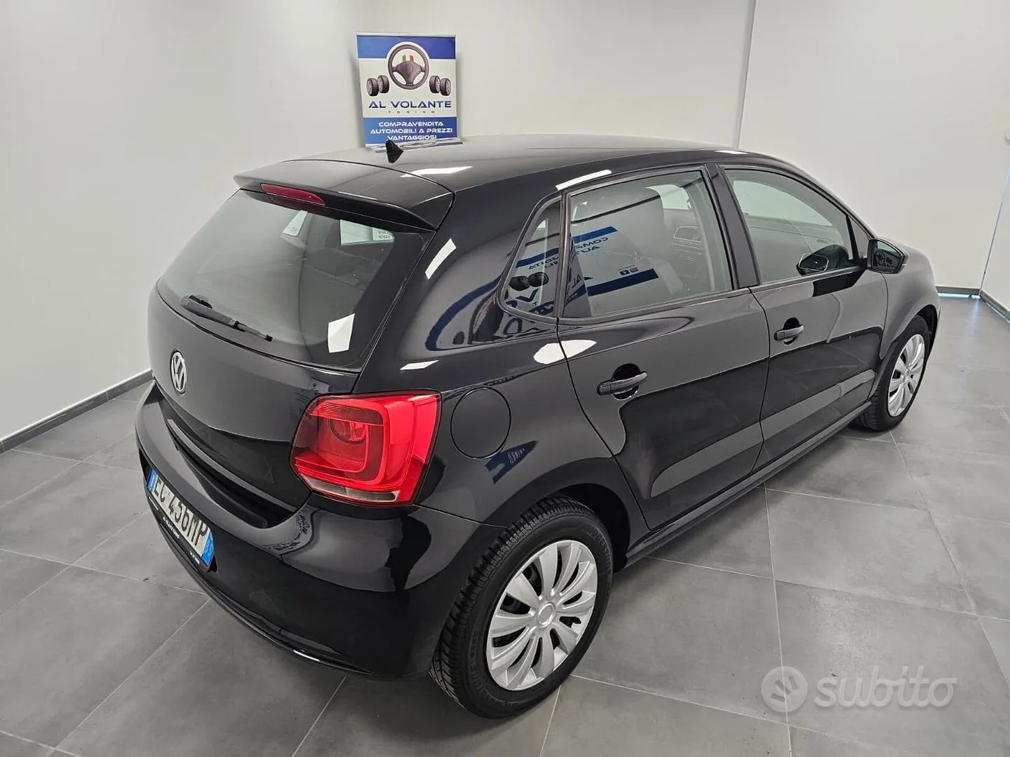 Volkswagen Polo 2010 photo 4