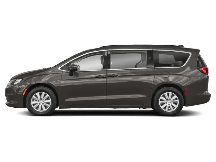 Chrysler Grand Caravan 2023 photo 3