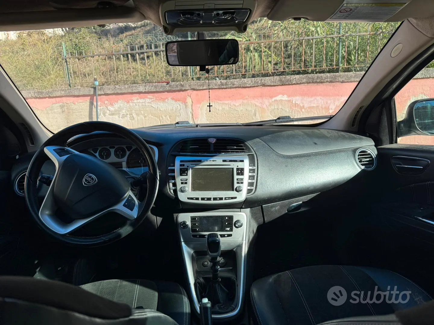 Lancia Delta 2011 photo 2