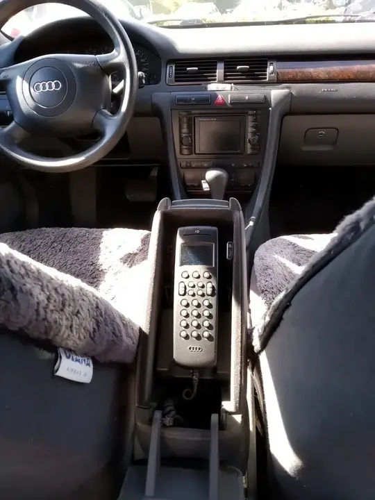 Audi A6 2000 photo 2