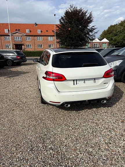 Peugeot 308 2016 photo 2