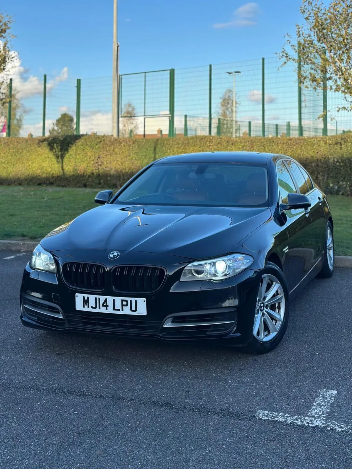 BMW 5 Series 2014 photo 2