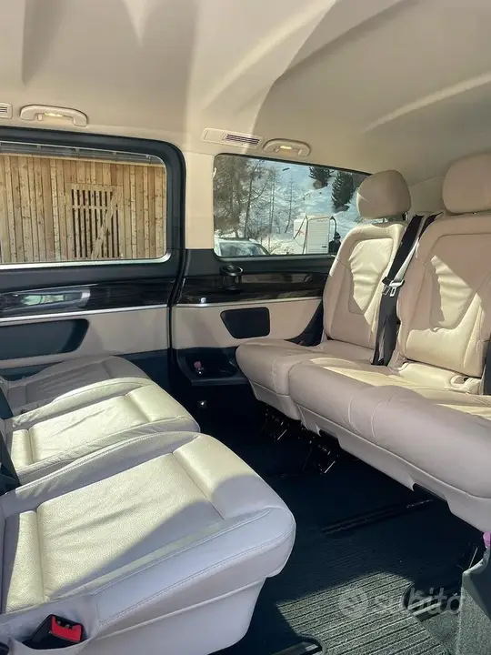 Mercedes-Benz V-Class 2022 photo 2