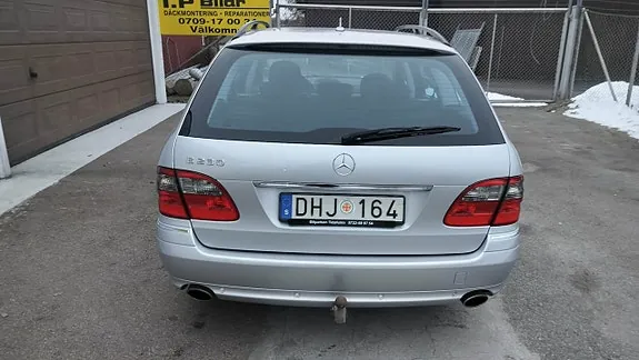 Mercedes-Benz E230 2008 photo 5
